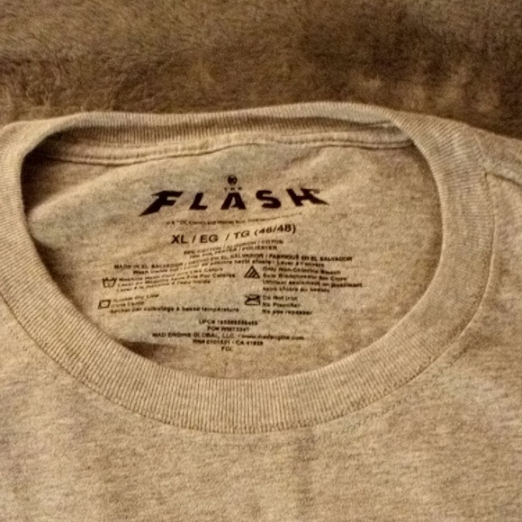 NEW FLASH MENS XL T-SHIRT - Picture 3 of 6